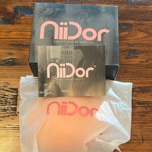 Niidor Adhesive Bra (D Cup)